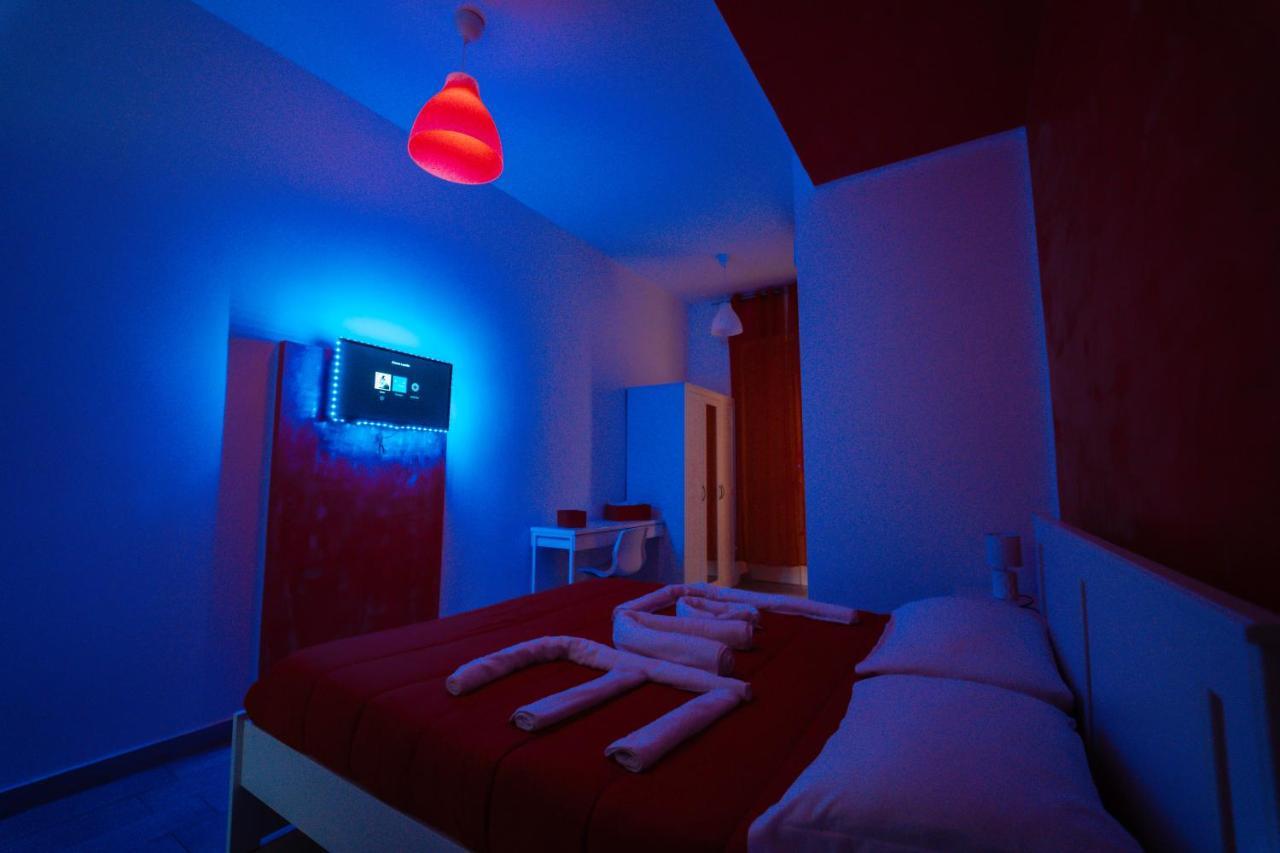 Hotel O Vic' Stritt' à Naples Extérieur photo