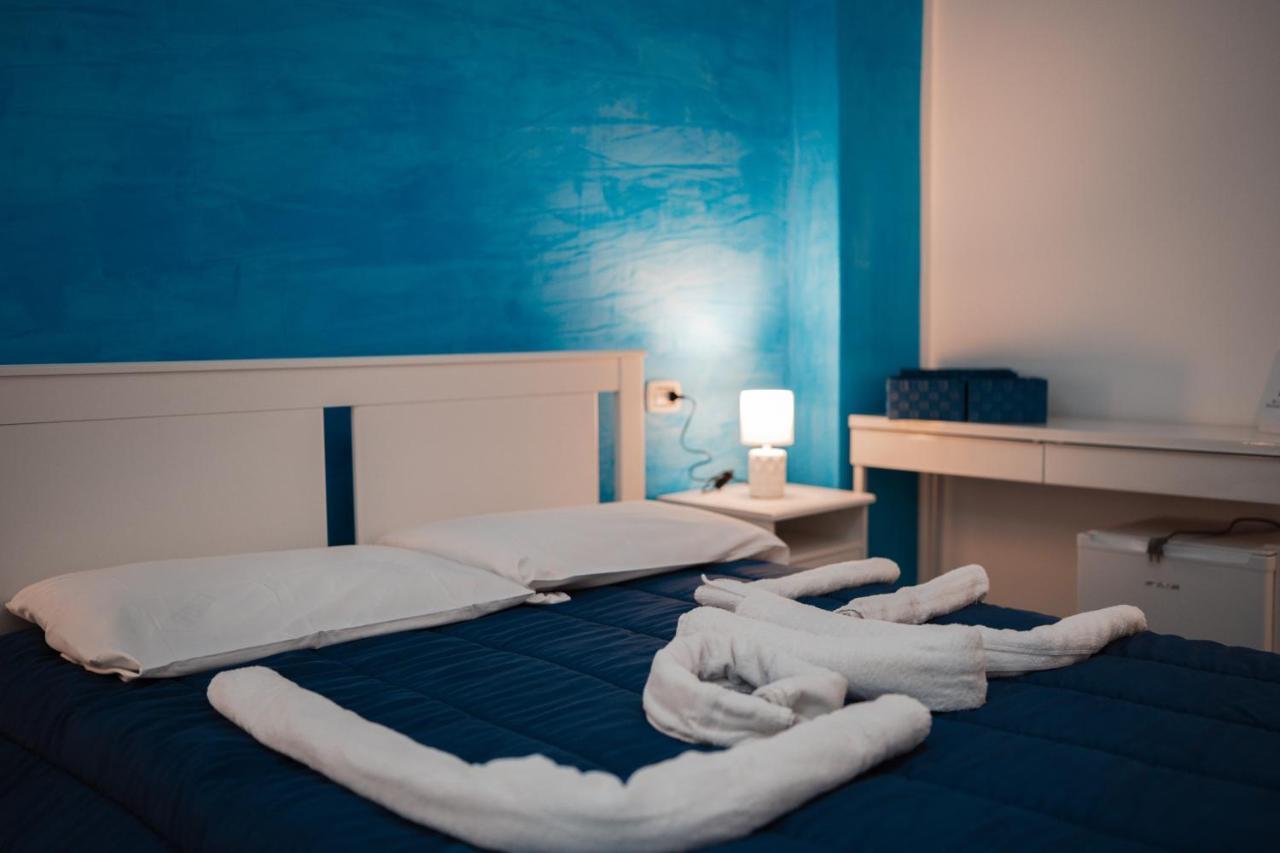 Hotel O Vic' Stritt' à Naples Extérieur photo