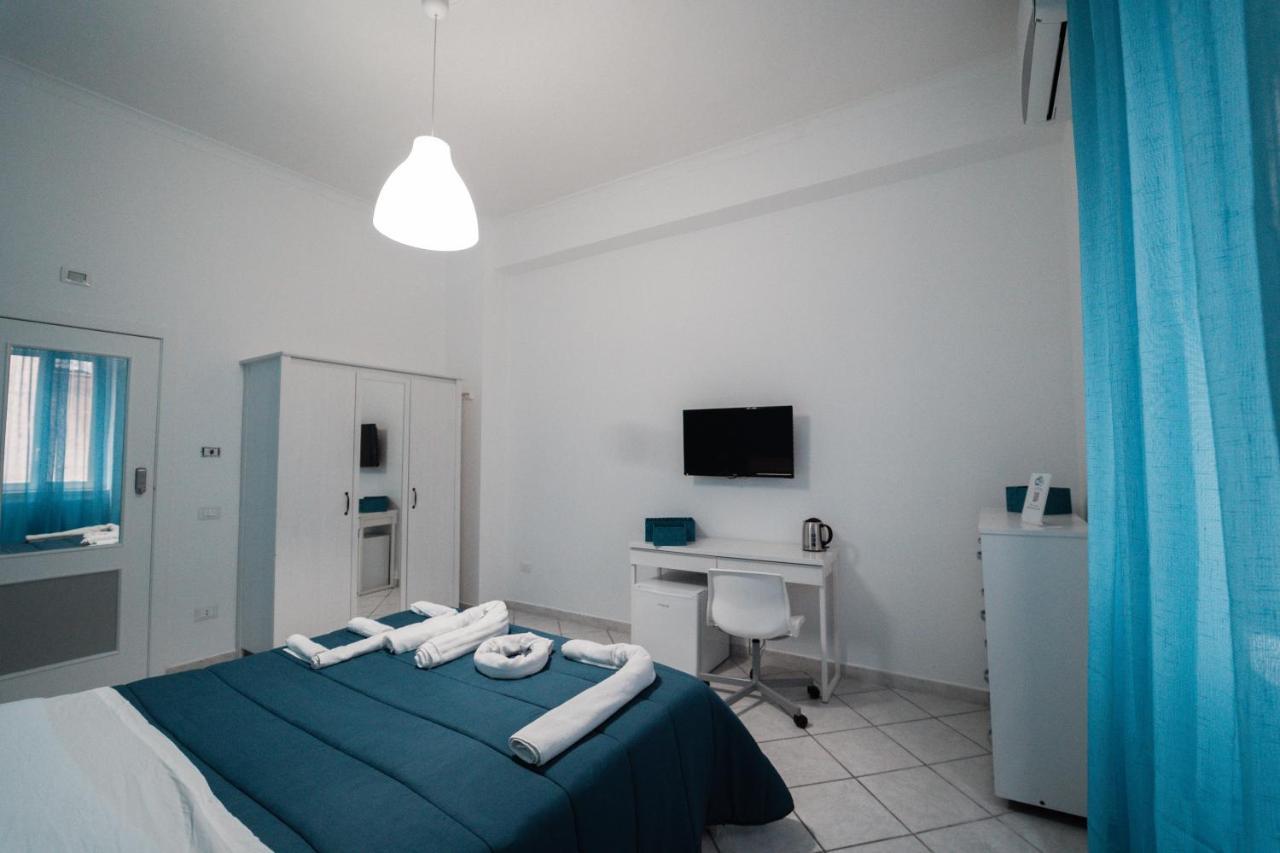 Hotel O Vic' Stritt' à Naples Extérieur photo