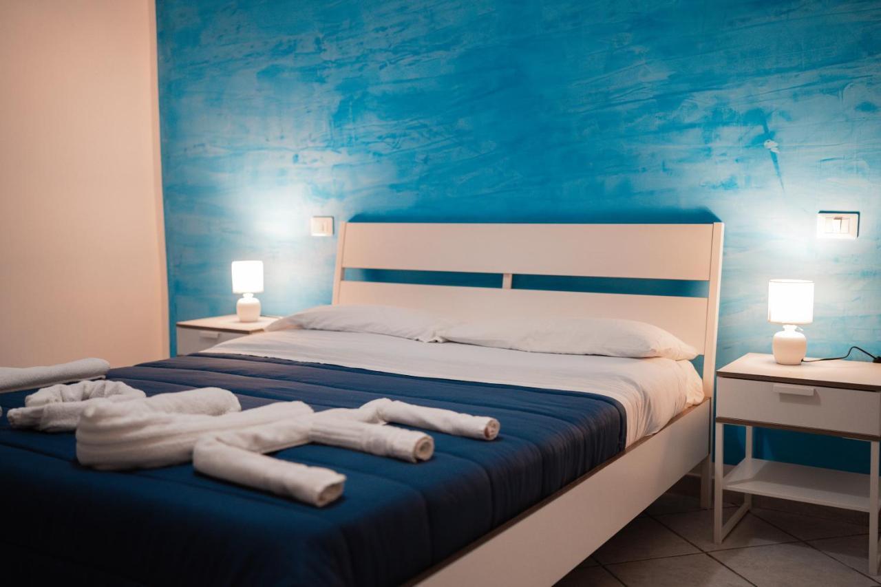 Hotel O Vic' Stritt' à Naples Extérieur photo