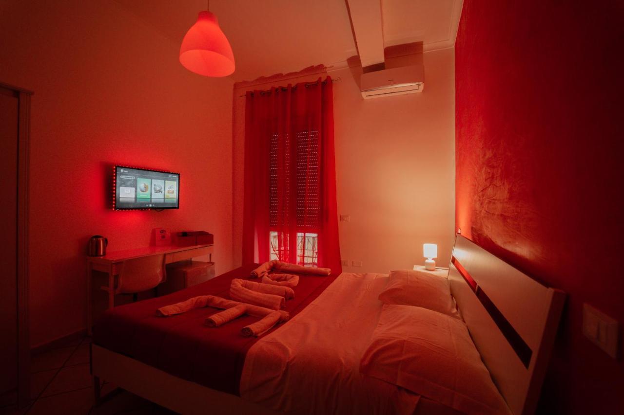 Hotel O Vic' Stritt' à Naples Extérieur photo